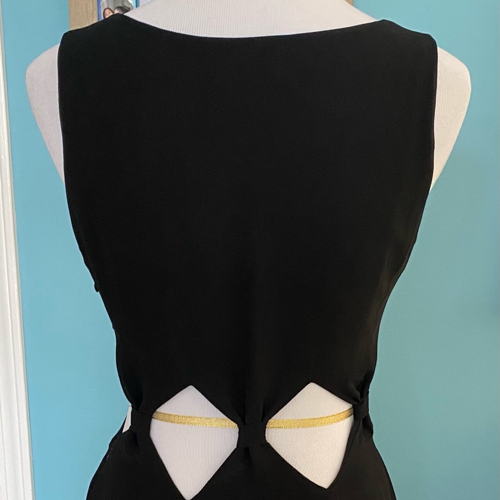 L’ATISTE - size medium black chiffon party dress